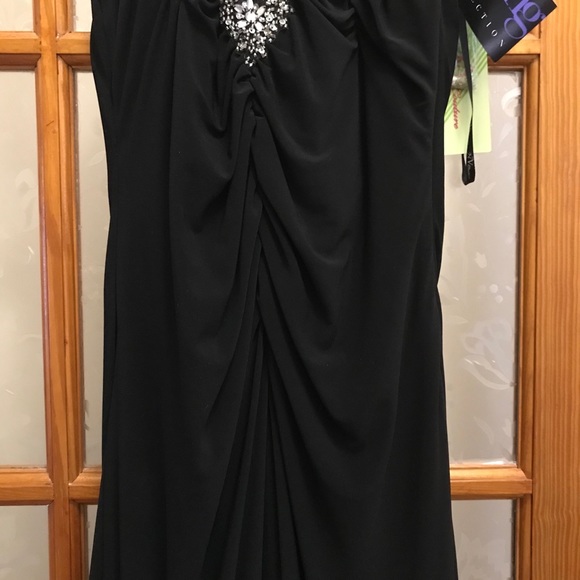 NWT Gorgeous NV Couture Evening Gown - Picture 6 of 11
